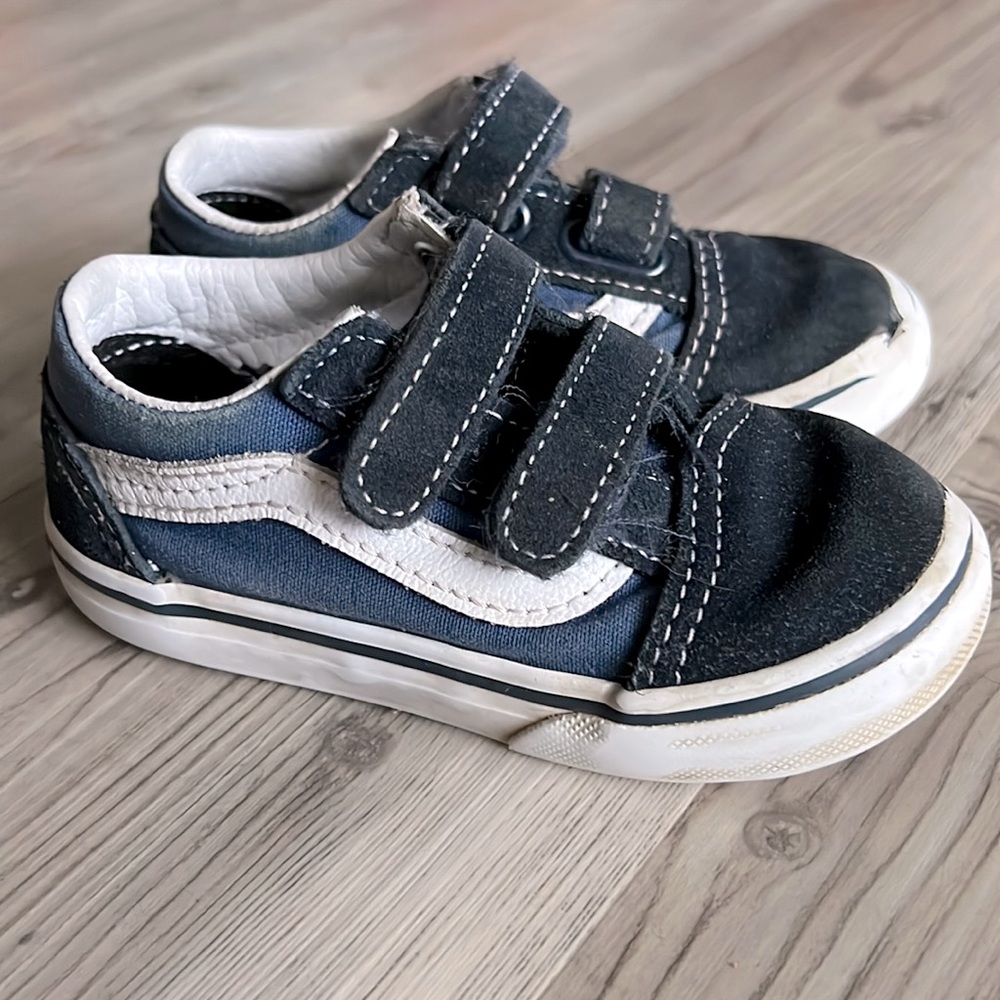 GUC Toddler Vans